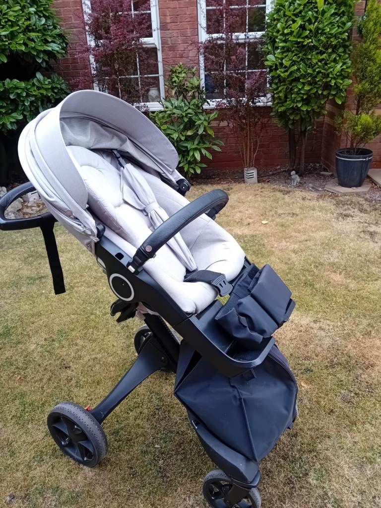 Iconic Stokke Xplory in excellent condition