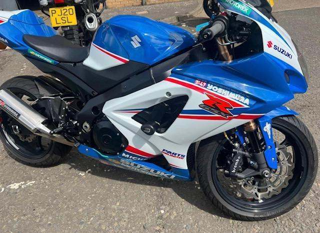 2007 - SUZUKI GSXR 1000 - 1 OWNER FROM NEW - ONLY - 16K MILES - STUNING BIKE 