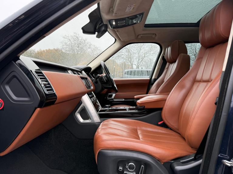 2015 Land Rover Range Rover 4.4 SDV8 Autobiography 4dr Auto ESTATE DIESEL Automatic