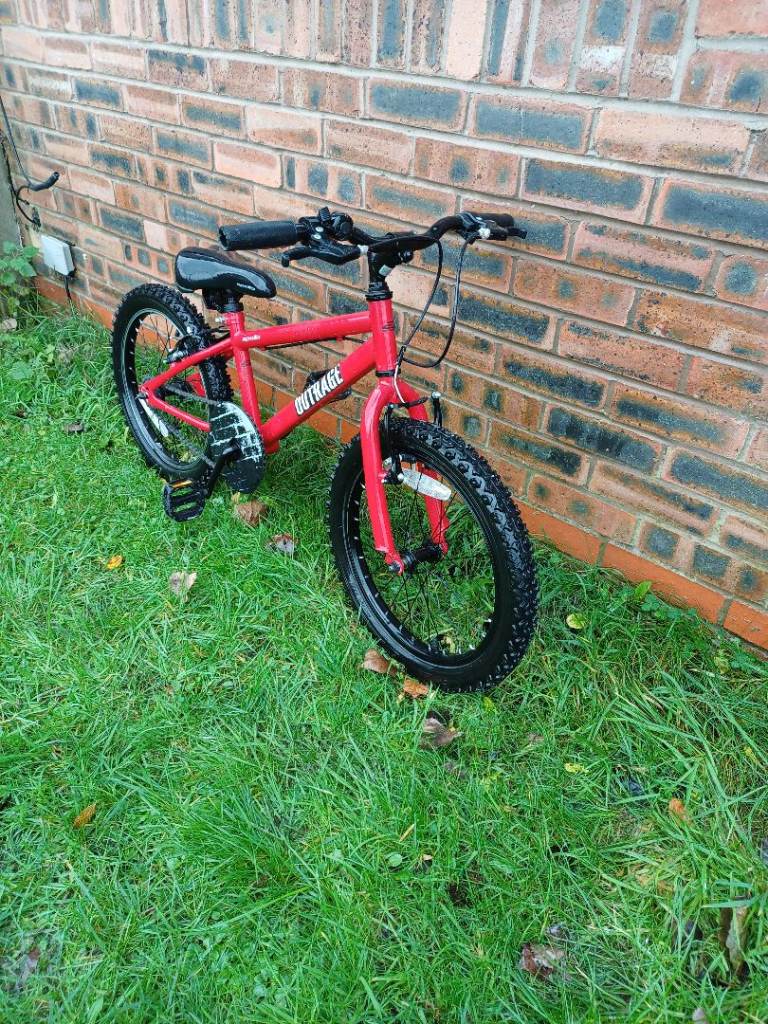 image for APOLLO OUTRAGE CHILD'S BIKE VGC £35 NO OFFERS DARWEN BB3 0DU 