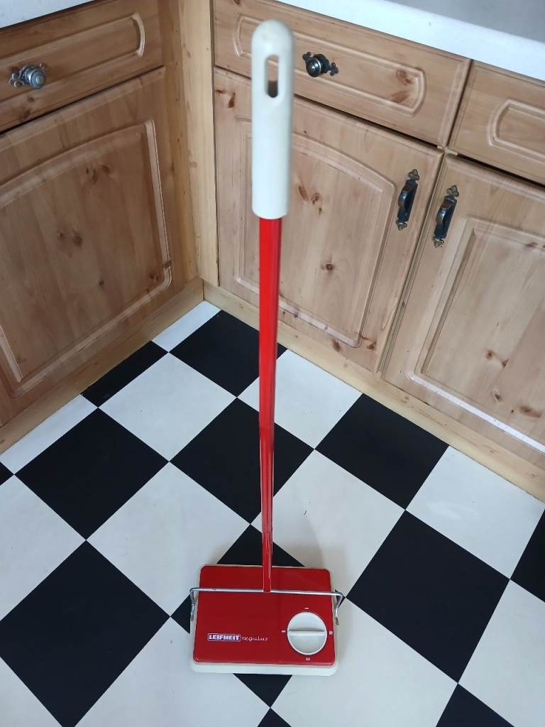 CARPET SWEEPER VINTAGE CARPET SWEEPER LEIFHEIT REGULUS TOTALLY ORIGINAL £30