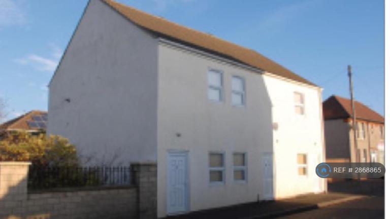 2 bedroom flat in High Street, Clowne, S43 (2 bed) (#2868865)