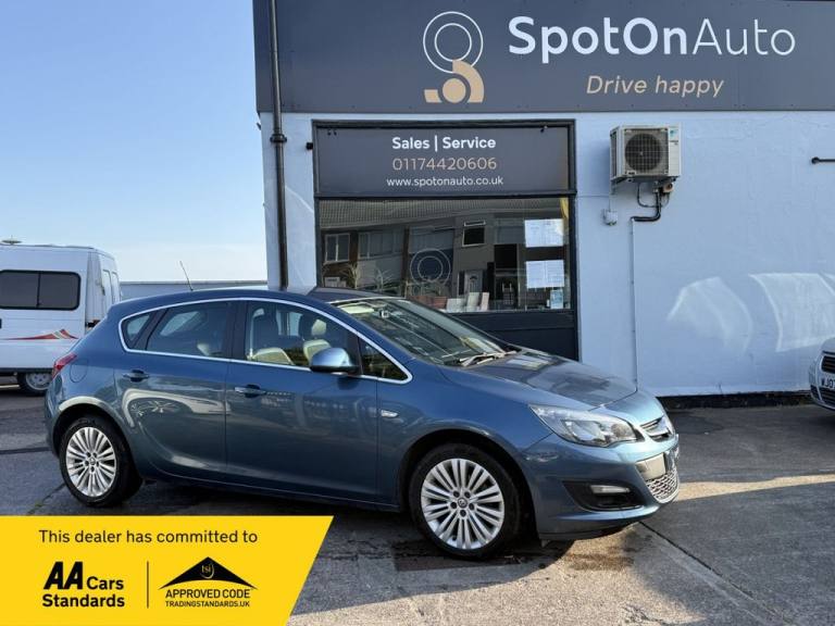 2014 Vauxhall Astra 1.4 16v Excite Hatchback 5dr Petrol Manual Euro 5 (100 ps) Hatchback Petrol M...