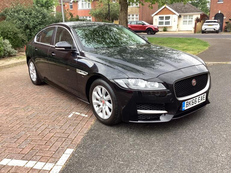 2016 Jaguar XF 2.0d R-Sport 4dr Auto SALOON Diesel Automatic