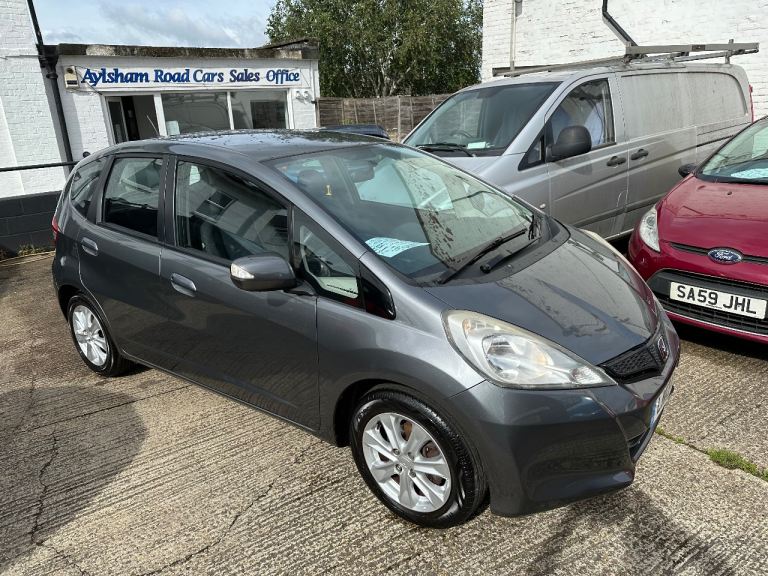 Honda jazz 1.3cc 2013yr 63.000 miles