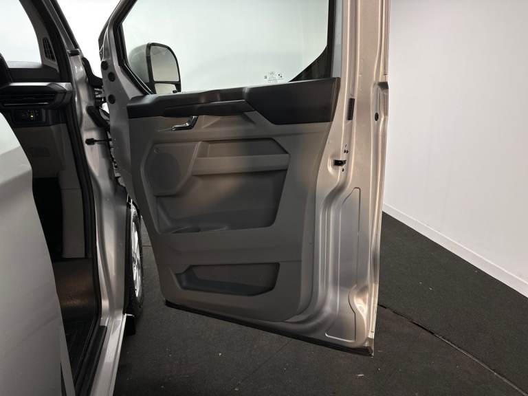 2024 Ford Transit Custom 300 SWB 2.0 Tdci Limited 136PS Van Diesel Manual