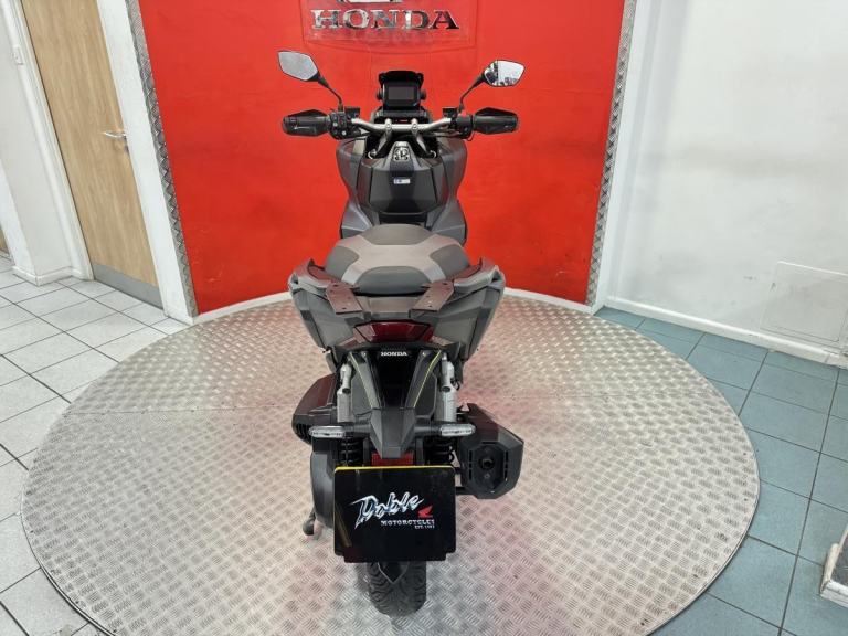 2023 '23' Honda ADV350