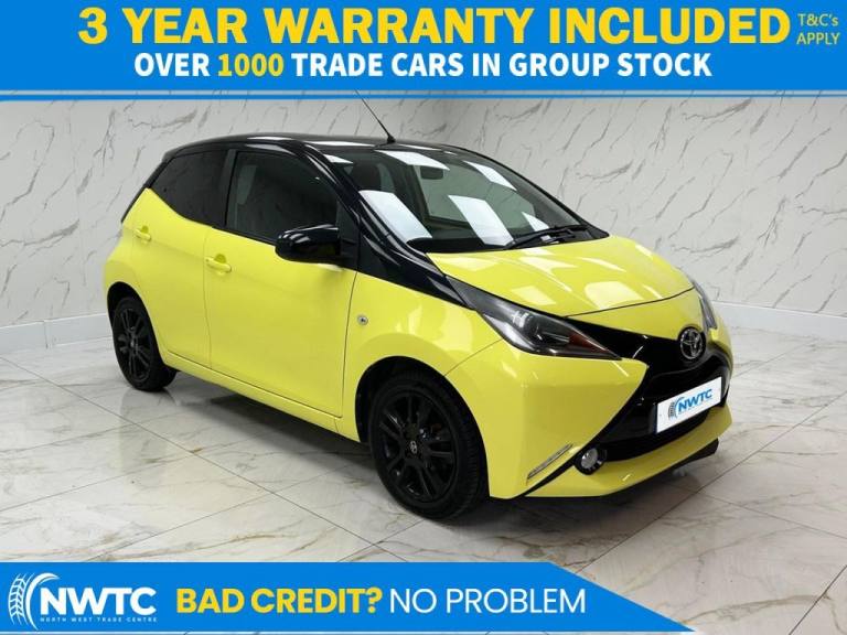 2017 Toyota AYGO 1.0 VVT-i x-cite 3 Yellow Bi-Tone Hatchback 5dr Petrol Manual Euro 6 (68 ps Hatc...