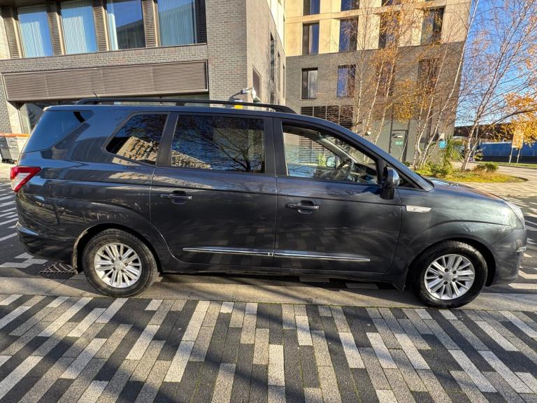 2014 SSANGYONG RODIUS TURISMO 2.0 E-XDI T-TRONIC AUTOMATIC 4WD 7 SEATER 5dr GREY