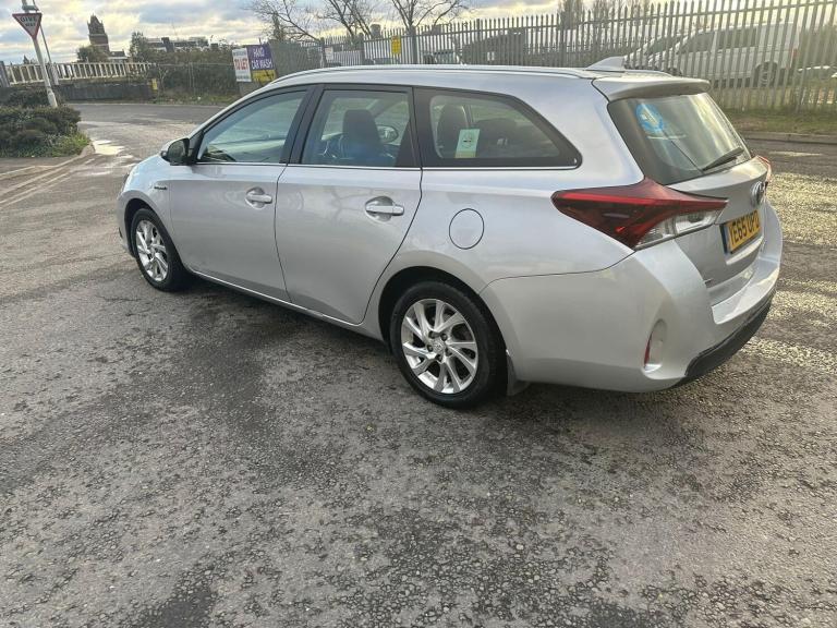 2015 Toyota Auris 1.8 Hybrid Icon 5dr CVT ESTATE Petrol/Electric Hybrid Automatic