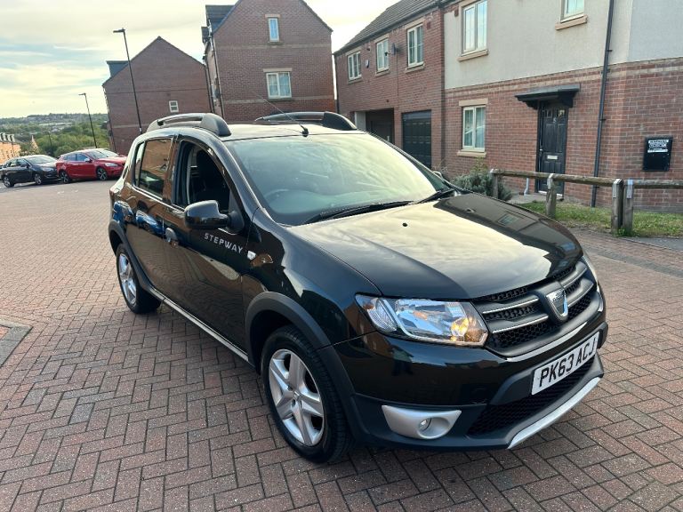 2013 63 DACIA SANDERO STEPWAY 1.5 DCI £20 TAX DIESEL