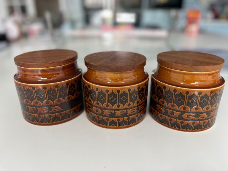 Vintage Hornsea Pottery “Heirloom” Tea Coffee Sugar Canisters with Wooden Lids – Good Condition