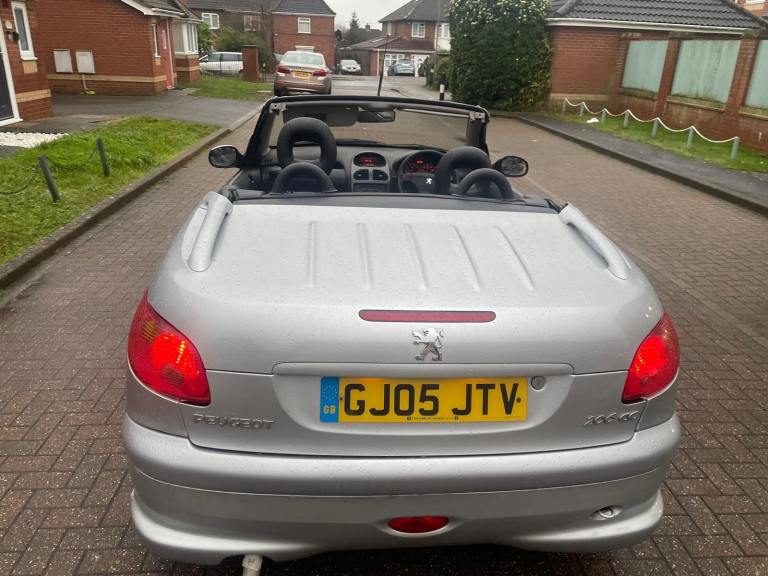 Peugeot, 206, Convertible, 2005, Manual, 1587 (cc), 2 doors