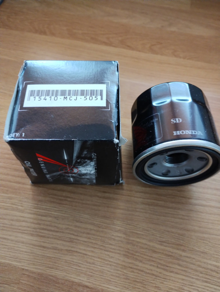 Honda genuine oil filter, 1800cc bagger f6b 1800 valkyrie f6c, g/wing 1800,
