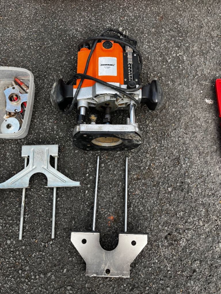 Clarke 1/2" Plunge Router