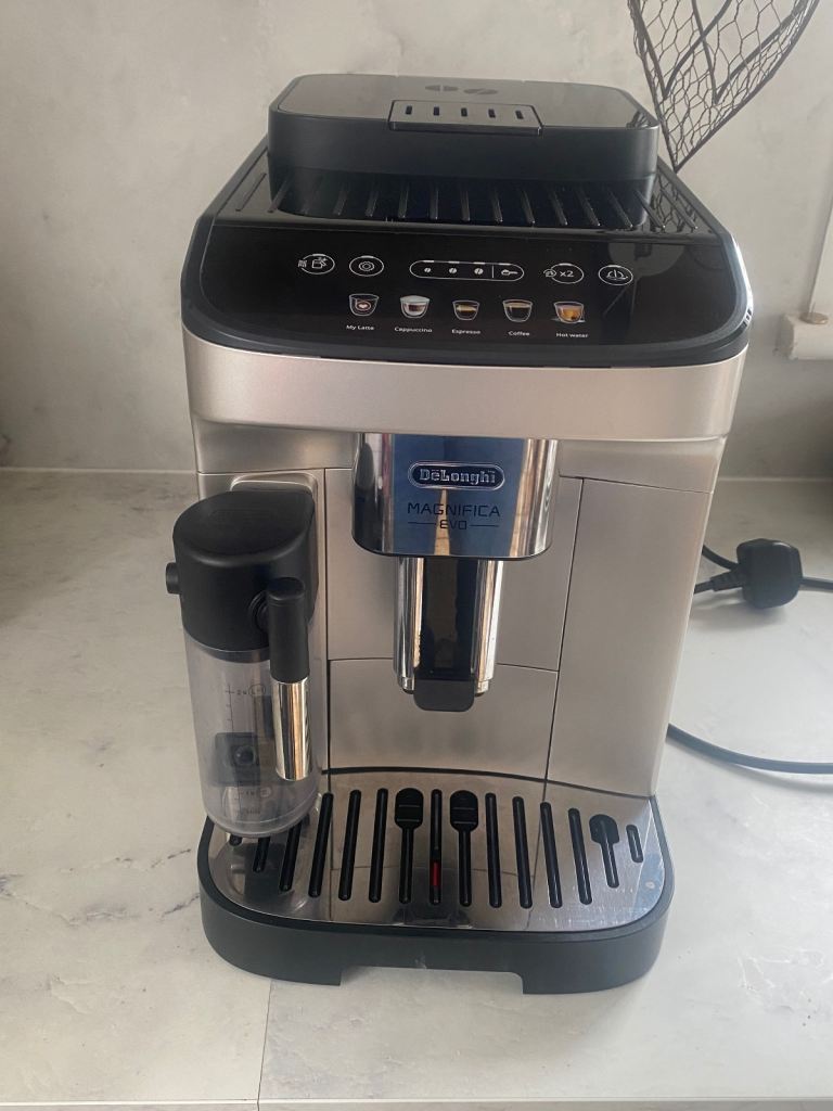 Delonghi magnifica evo