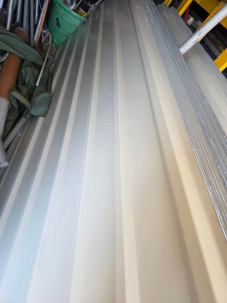 25x new metal roofing sheets 12ft long 