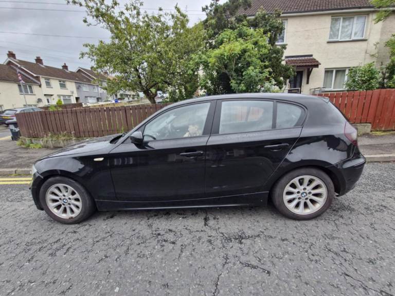 BMW, 1 SERIES, Hatchback, 2005, Manual, 1596 (cc), 5 doors