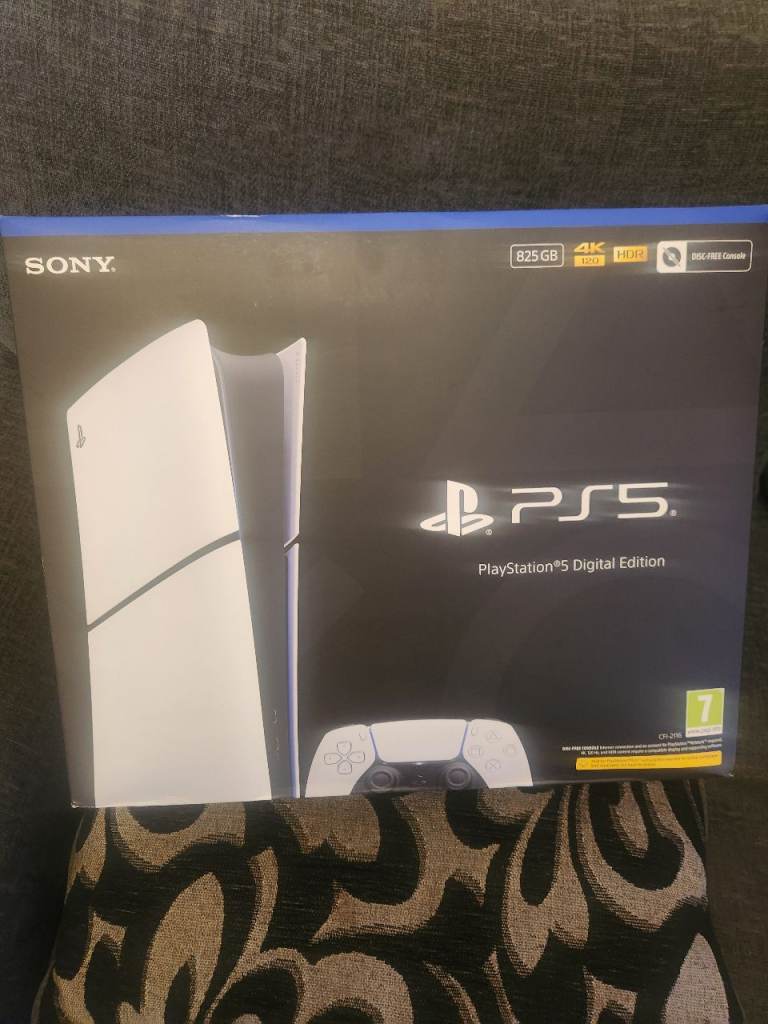 PS5 825gb slim digital boxed