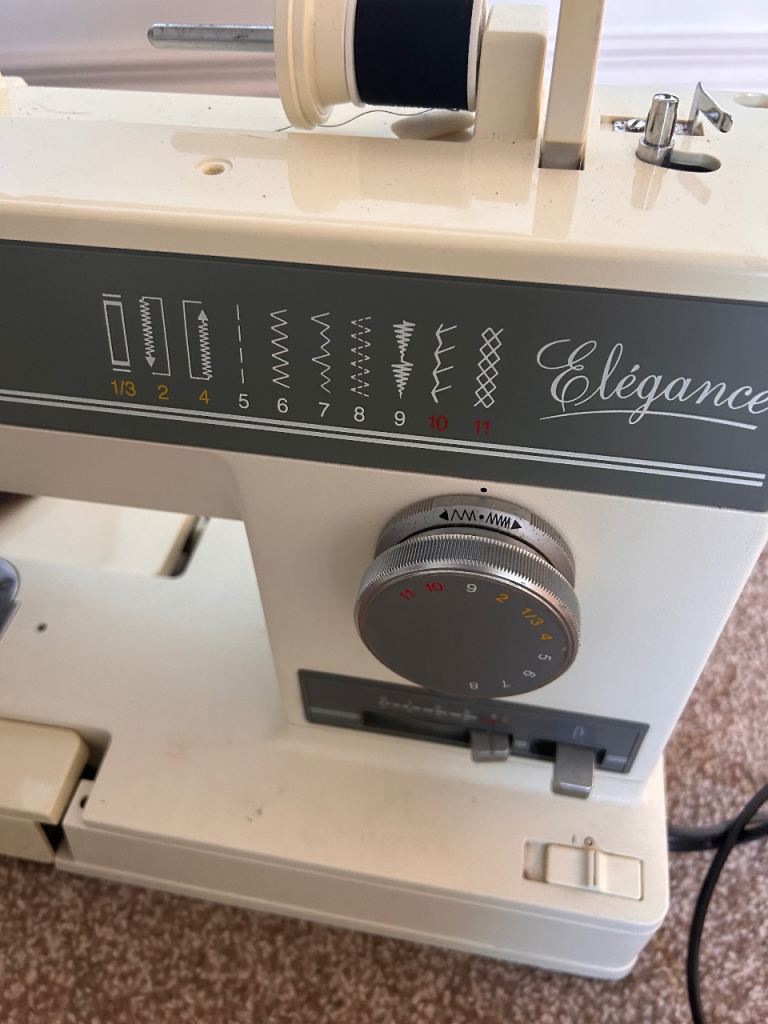 Electric singer sewing machine 