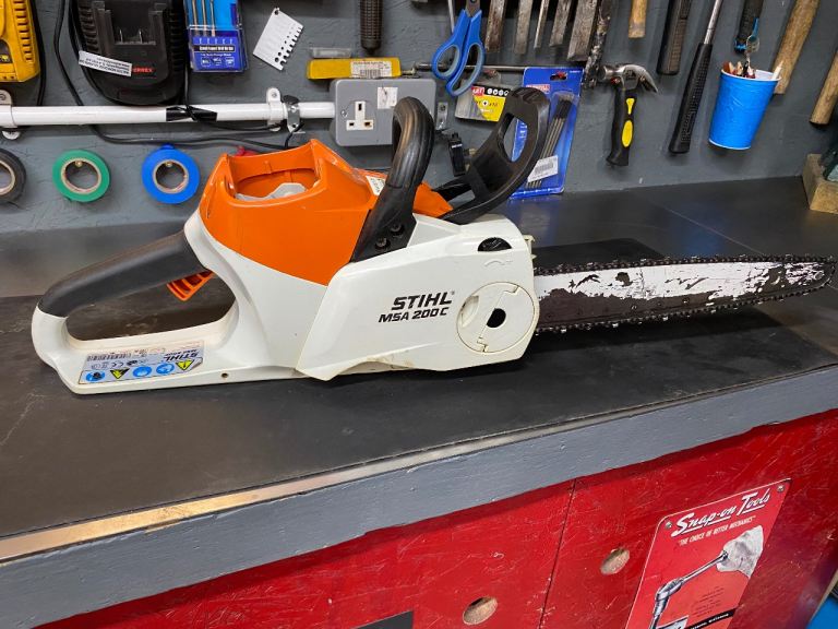 STIHL BATTERY CHAIN SAW