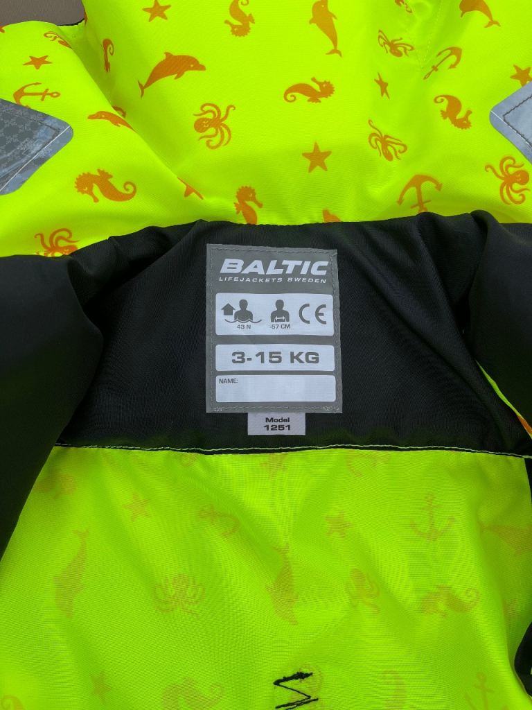 Toddler life jacket 3-15kg SOLD