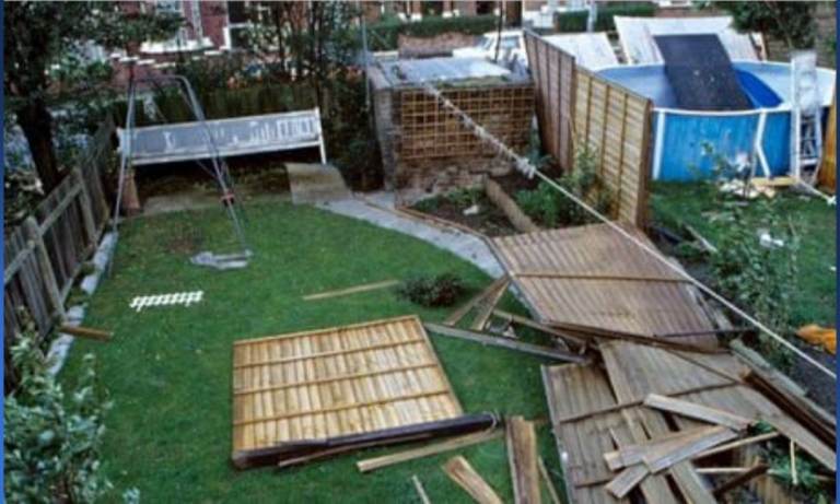 6x6ft timber garden fence boards 