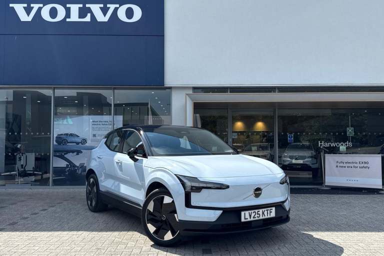 2025 Volvo EX30 Twin Performance 69kWh Plus SUV 5dr Electric Auto AWD (428 ps) ESTATE Electric Au...