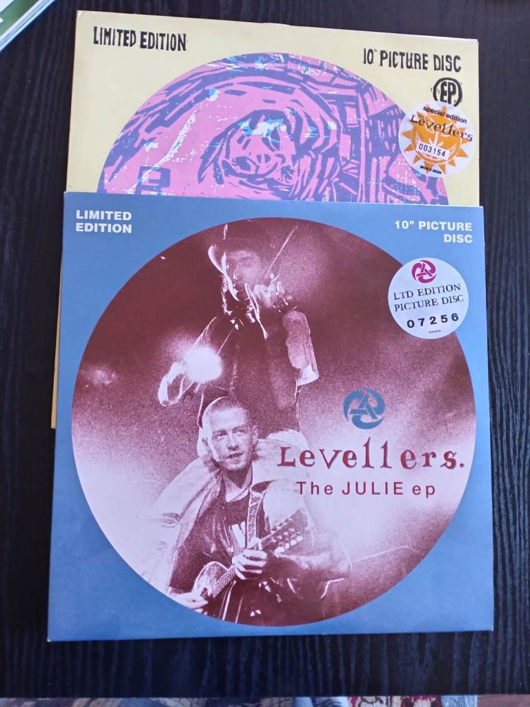 Levellers vinyl collection in excellent condition