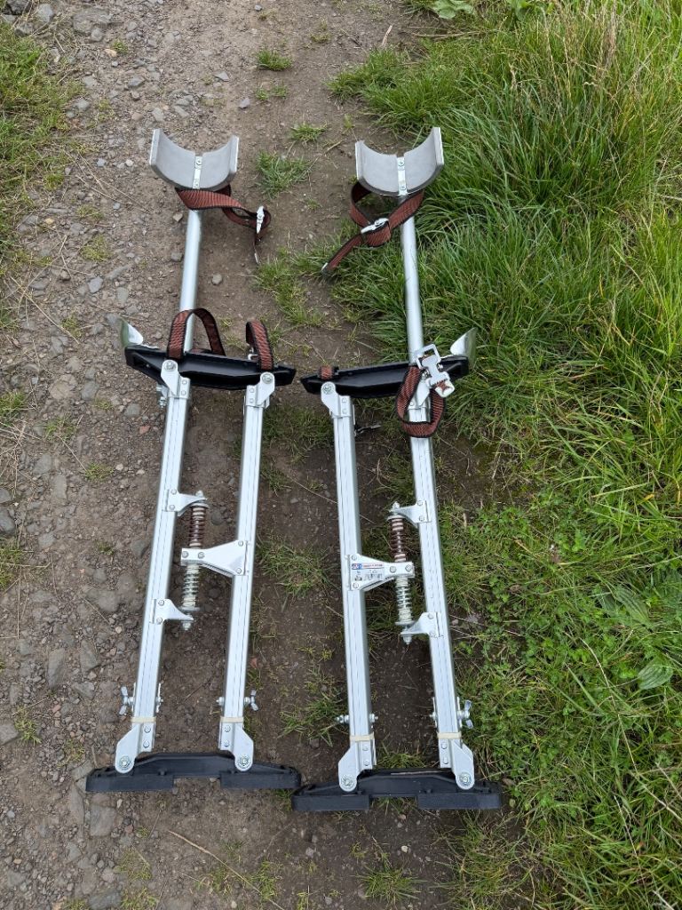Marshalltown Skywalker 24-40" Aluminum Drywall Stilts – As Good As New
