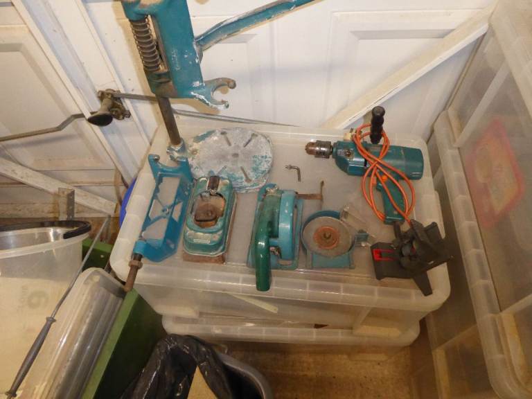 Black and Decker Electric Drill & Accessories