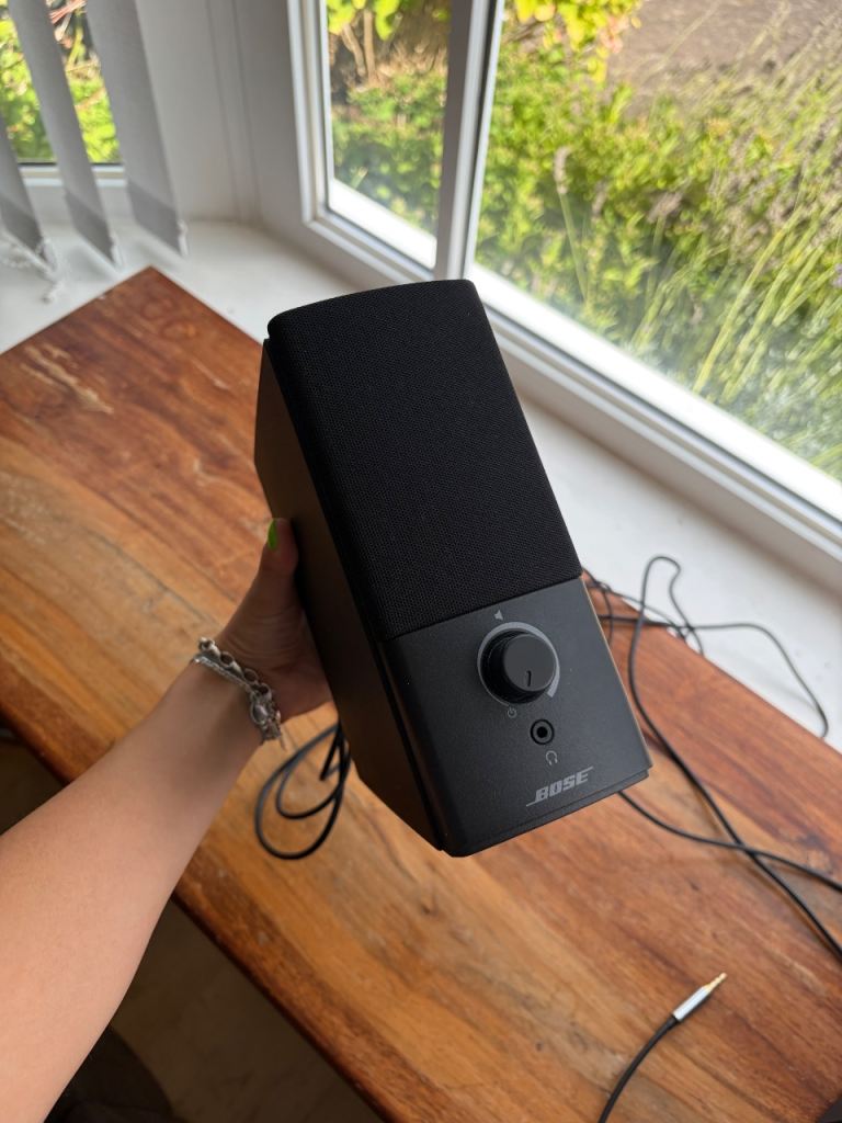 Bose Companion 2 Series III Multimedia Speakers – Black, Good Condition