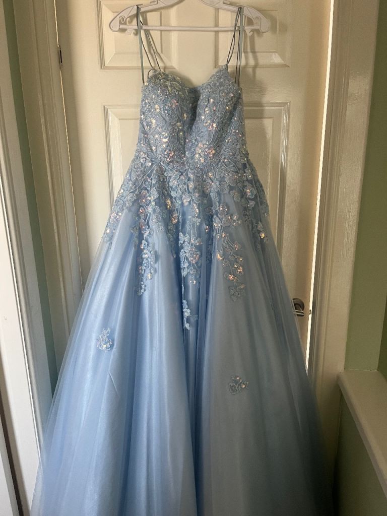 Baby blue prom dress, size small from Deja boutique