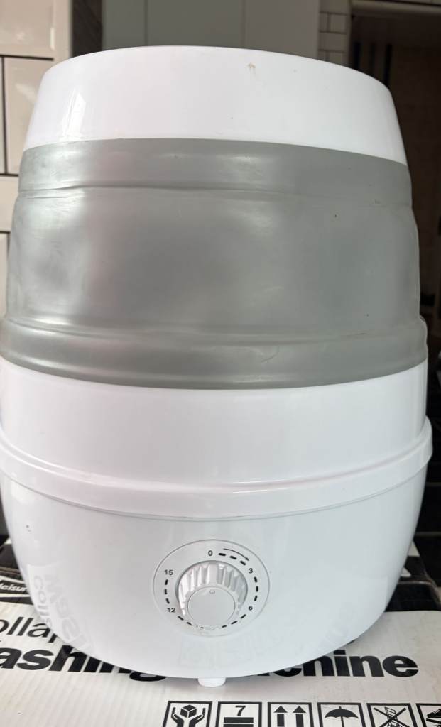 WASHING MACHINE COLLAPSIBLE BOXED NEW, IDEAL FOR HOME, HOLIDAY, STUDENT ONLY £45 CAN POST