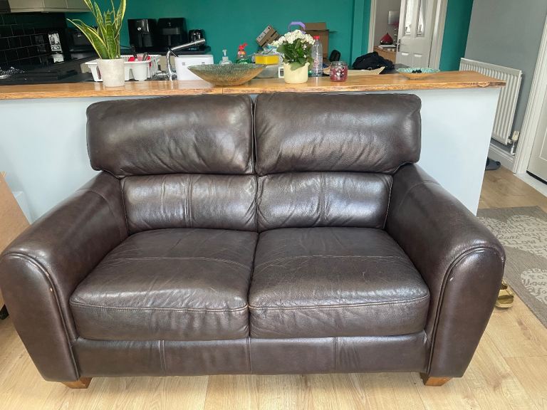 Brown Leather 2-Seater Sofa – Good Condition