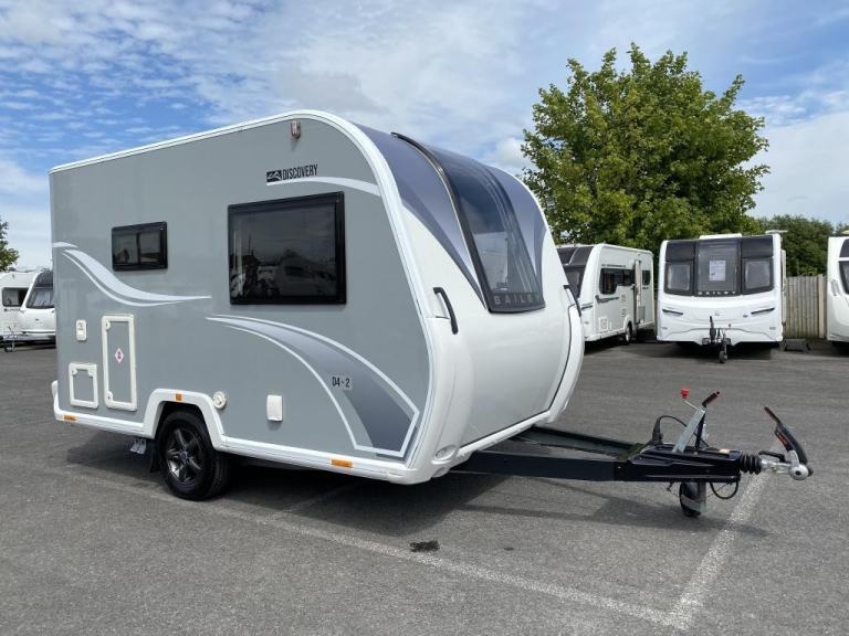 2021 BAILEY DISCOVERY D4-2 LUXURY 2 BERTH TOURING CARAVAN
