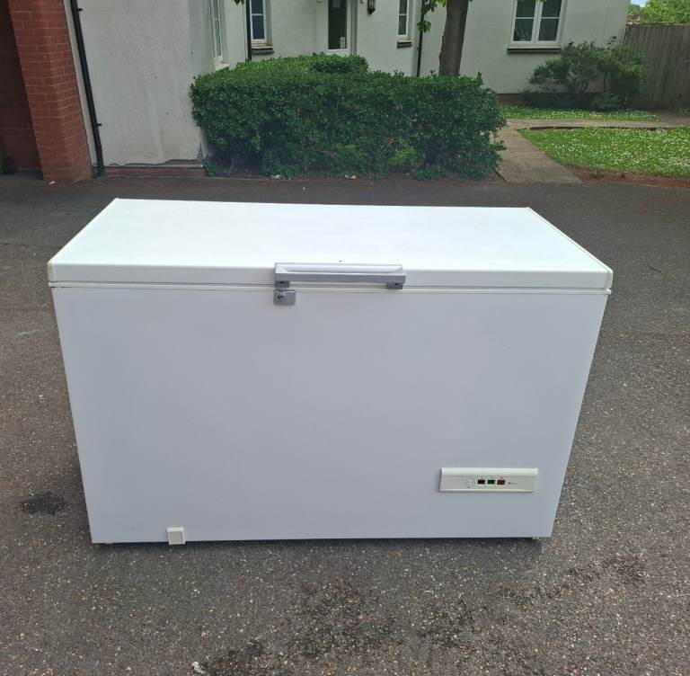 Hotpoint chest Freezer 
