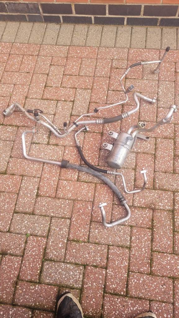Ford Kuga Mk1 2.0 TDCI Awd Euro 4 air-con pipes tank Reservoir joblot 