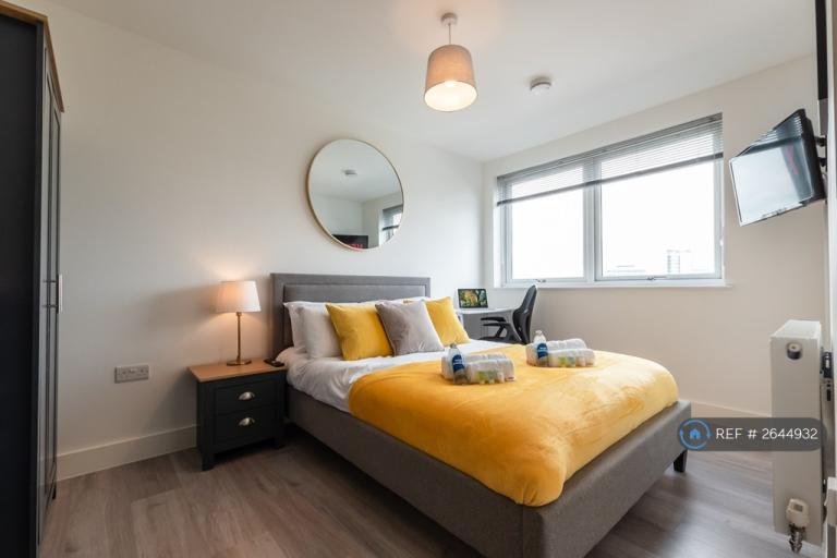 2 bedroom flat in Atlantic Mansions, Southampton, SO14 (2 bed) (#2644932)