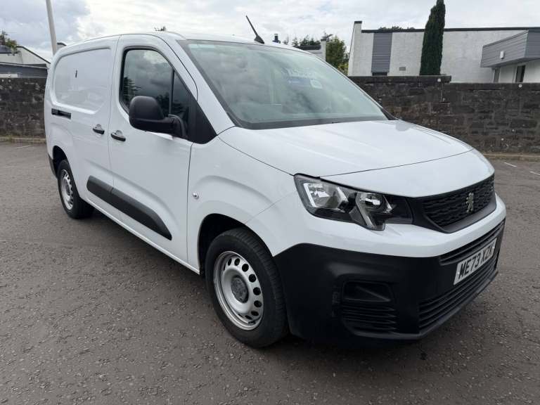 2024 Peugeot Partner 1.5 Partner PV Pro-Premium+ Long 950 BHDi 100 S&S MT Panel Van Diesel Manual