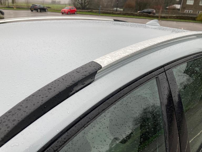 2015 Volvo V40 D2 [120] Cross Country Lux 5dr Geartronic HATCHBACK DIESEL Automatic