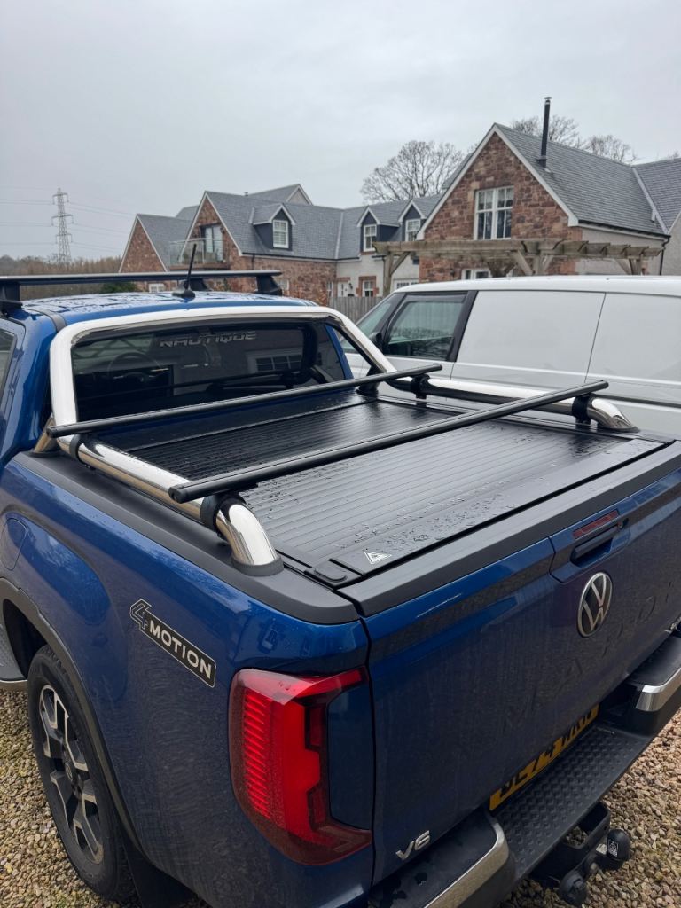 Amarok Roller Shutter + BedRug + Crossbars + Tailgate kit – £1250 – Central Scotland
