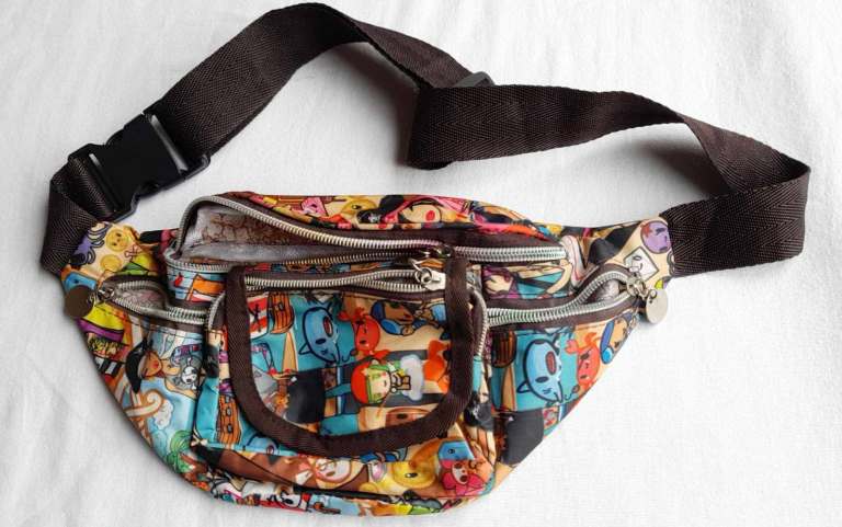 Bag and Purse Bundle. £2/£1 each or bundle £12