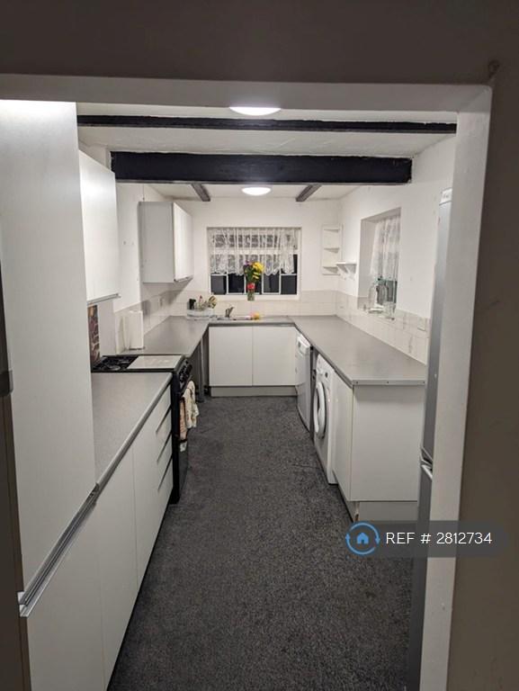 2 bedroom house in Eastney Road, Portsmouth, PO4 (2 bed) (#2812734)