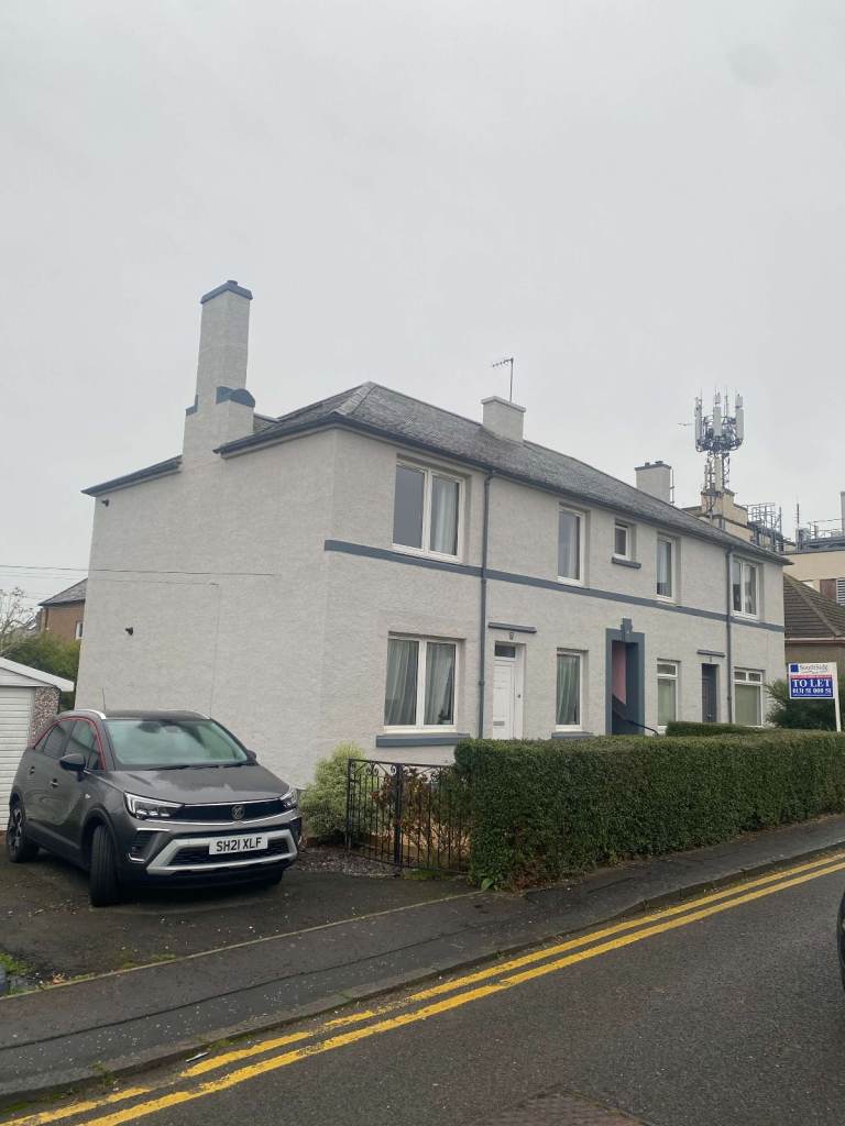 Desirable, 2 bed, 1st floor furnished flat with private garden, in Corstorphine – available soon!