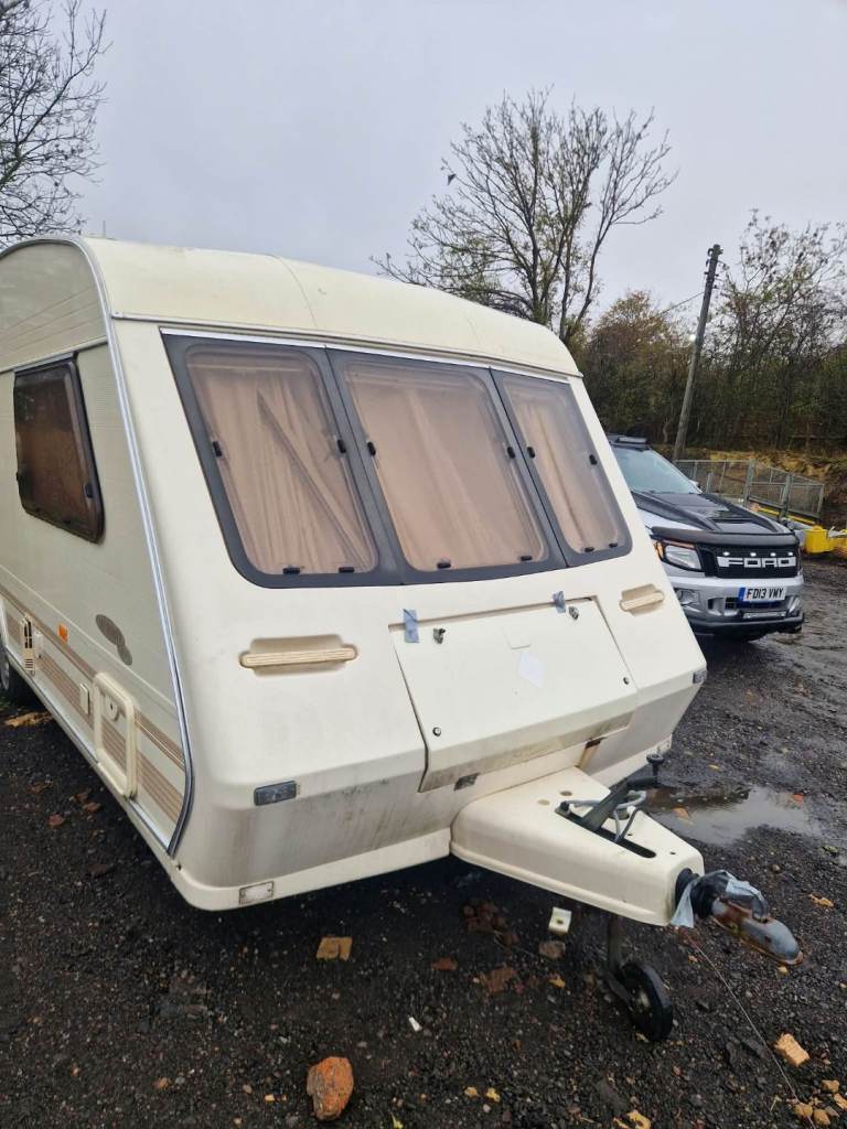 Fleetwood twin axel caravan