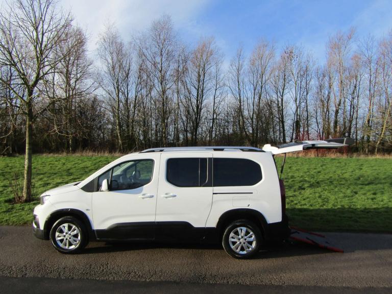 2021 Peugeot Rifter Horizon LWB XL Taxi 1.5 Hdi WHEELCHAIR ACCESSIBLE VEHICLE WAV MPV Diesel Manual