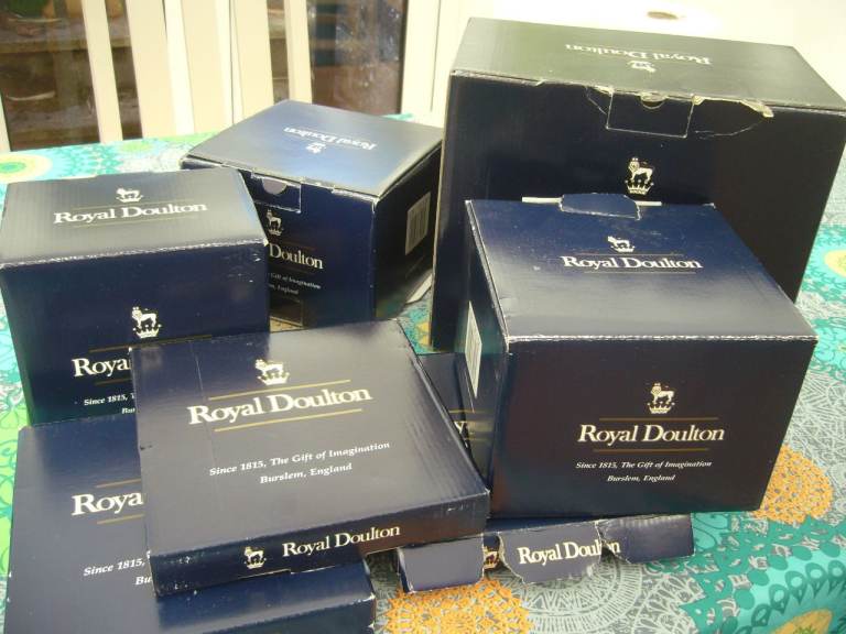 Vintage 1991 Royal Doulton Autumns Glory boxed new tea set 