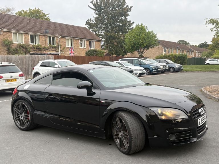 Audi, TT, Coupe, 2010, Manual, 1968 (cc), 2 doors