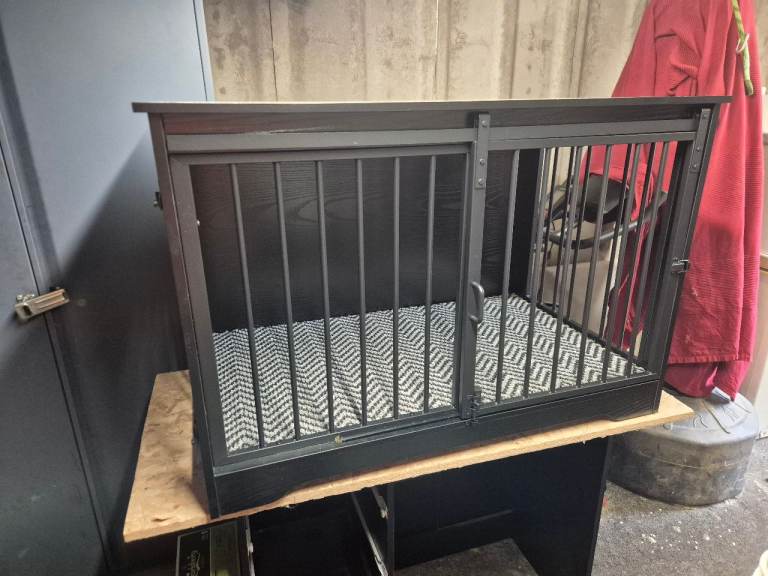 Metal dog crate furniture 
